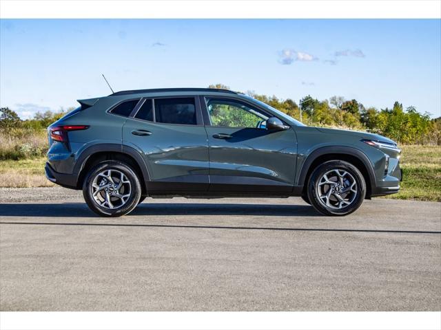 2025 Chevrolet Trax FWD LT