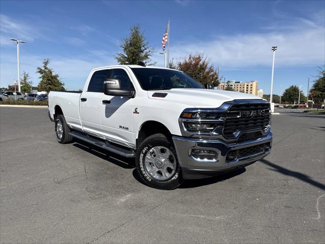 2025 RAM 2500 Big Horn Crew Cab 4x4 8 Box