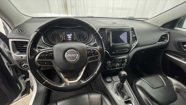 2019 Jeep Cherokee Latitude Plus 4x4 2019 Jeep Cherokee Latitude Plus 4x4