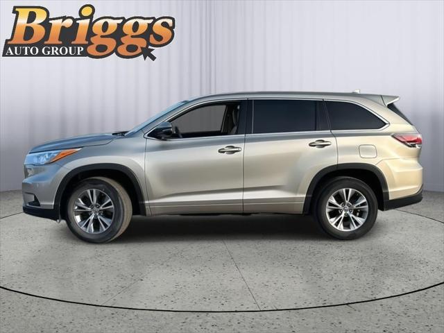 2015 Toyota Highlander LE Plus V6