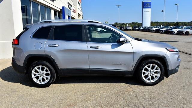 2018 Jeep Cherokee Latitude FWD 2018 Jeep Cherokee Latitude FWD