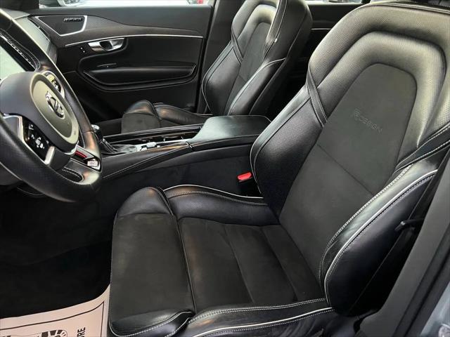 2018 Volvo XC90 T6 R-Design