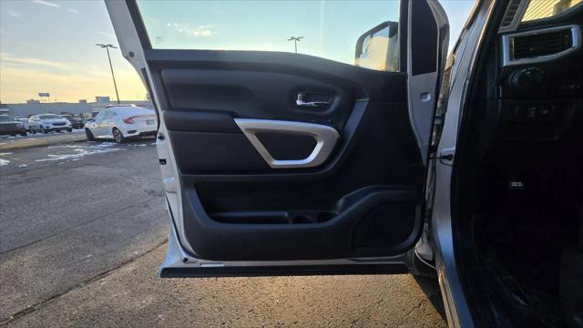 2018 Nissan Titan SV