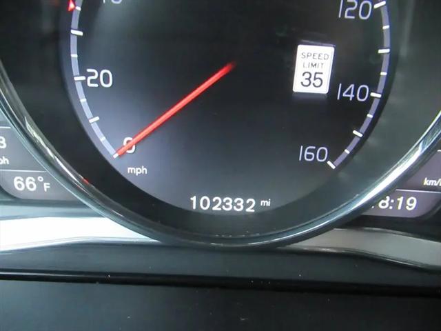 2016 Volvo XC60 T6 Drive-E Platinum