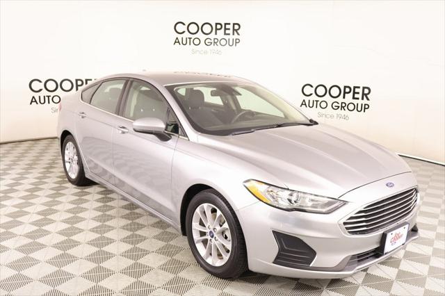 2020 Ford Fusion SE