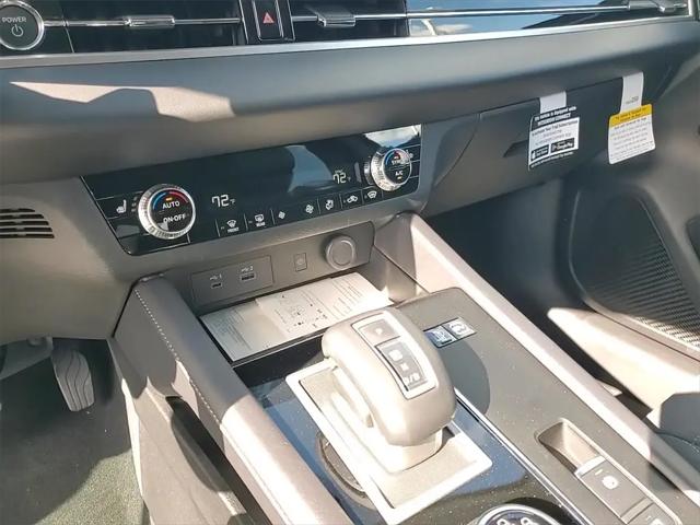 2025 Mitsubishi Outlander PHEV SE S-AWC