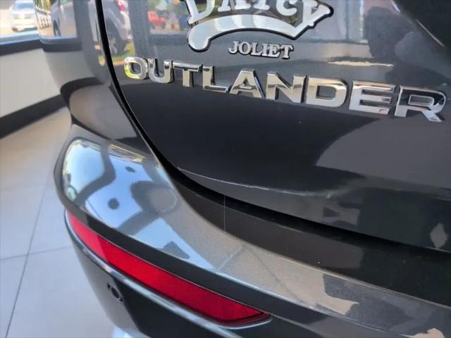 2025 Mitsubishi Outlander PHEV SEL S-AWC