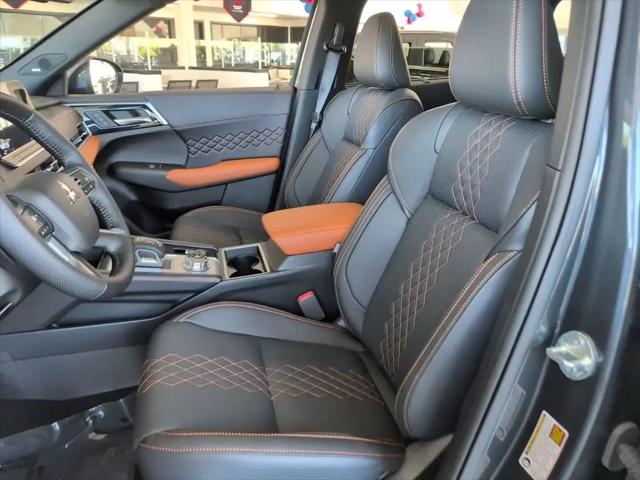 2025 Mitsubishi Outlander PHEV SEL S-AWC
