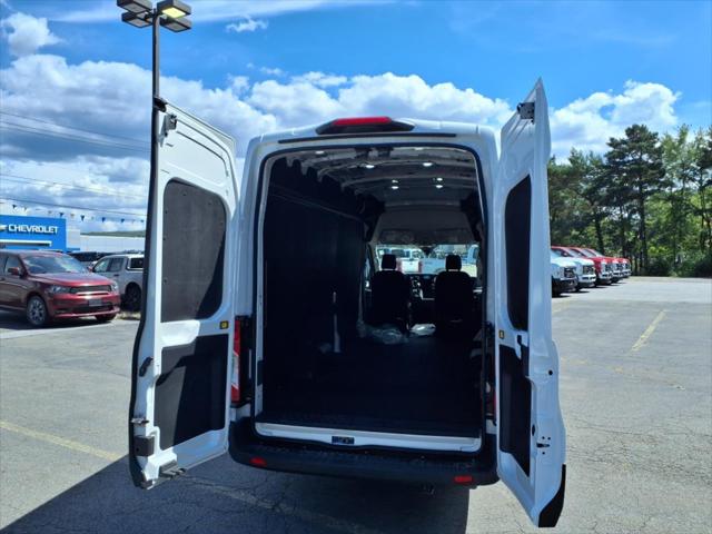 2025 Ford Transit Cargo Van Base