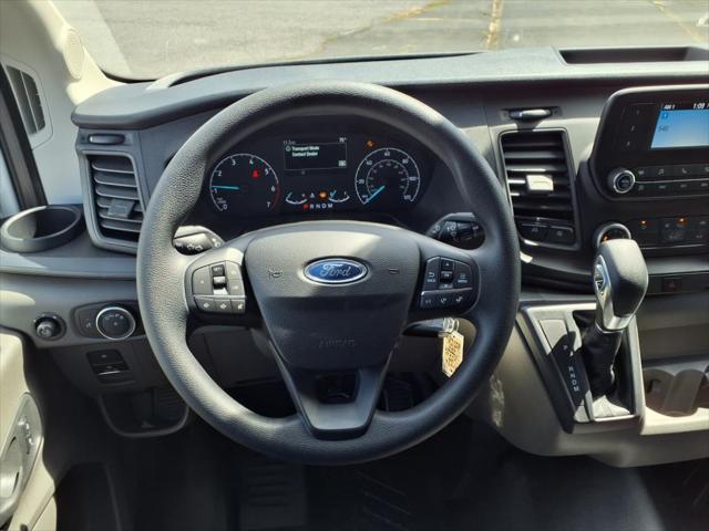 2025 Ford Transit Cargo Van Base