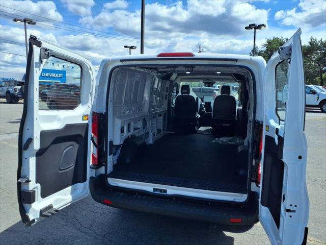 2025 Ford Transit Cargo Van Base