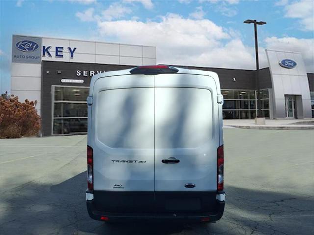 2025 Ford Transit Cargo Van Base