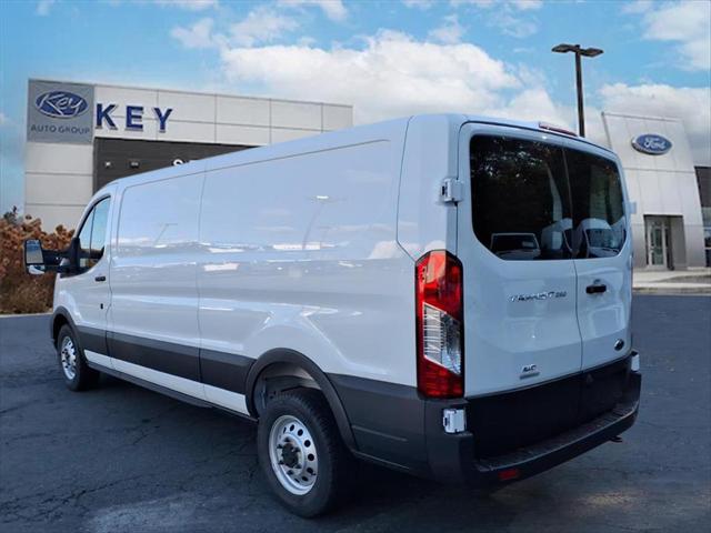 2025 Ford Transit Cargo Van Base