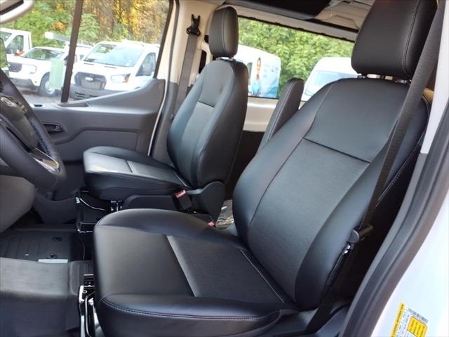 2025 Ford Transit Cargo Van Base
