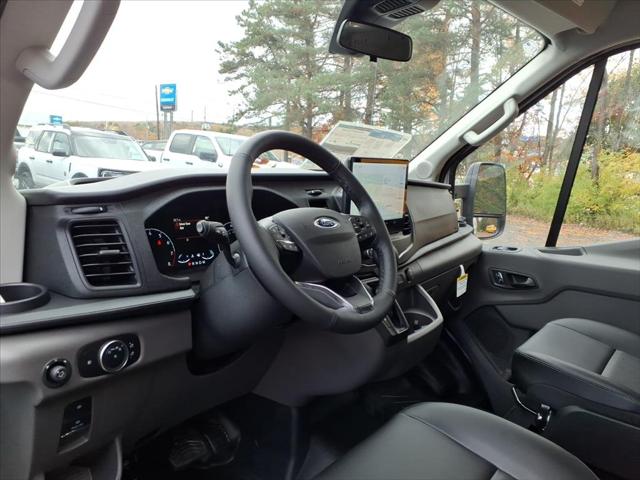 2025 Ford Transit Cargo Van Base