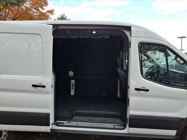 2025 Ford Transit Cargo Van Base