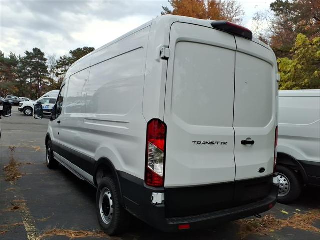 2025 Ford Transit Cargo Van Base