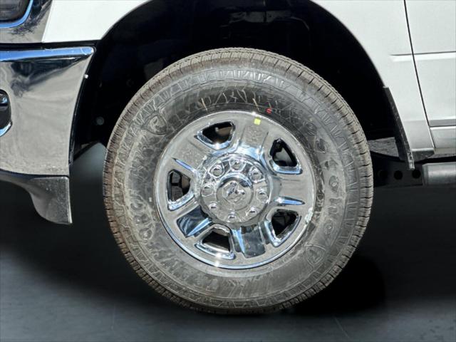 2025 Ram 2500 Tradesman Crew Cab 4x4 6'4" Box