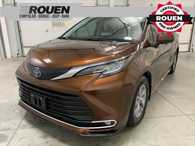 2022 Toyota Sienna XLE 2022 Toyota Sienna XLE