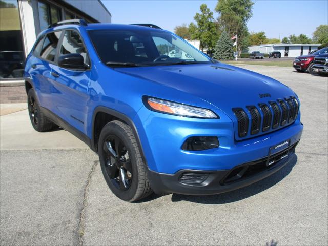 2017 Jeep Cherokee Altitude 4x4 2017 Jeep Cherokee Altitude 4x4