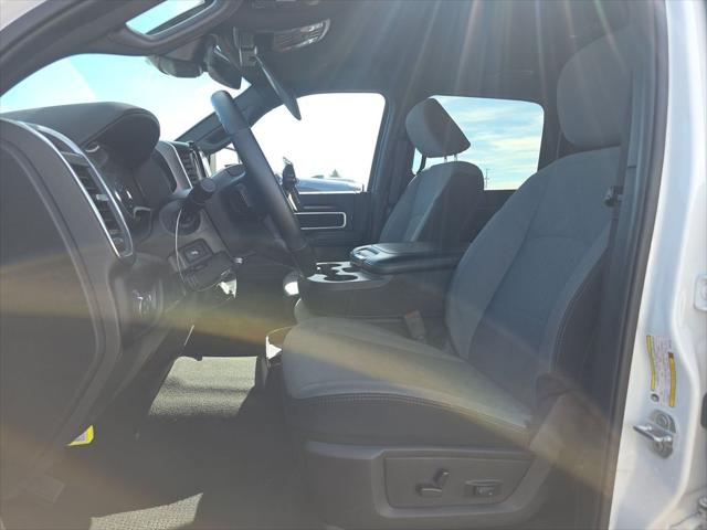 2024 RAM 2500 Big Horn Crew Cab 4x4 64 Box