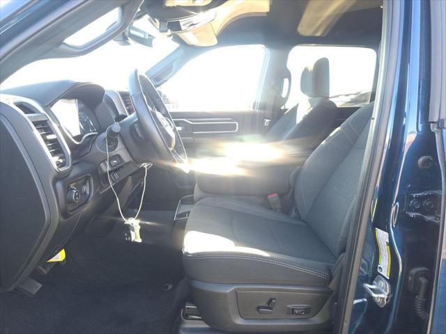 2024 RAM 2500 Big Horn Crew Cab 4x4 64 Box