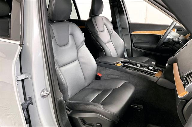 2024 Volvo XC90 B6 Plus Bright Theme 7-Seater