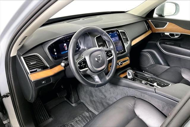 2024 Volvo XC90 B6 Plus Bright Theme 7-Seater