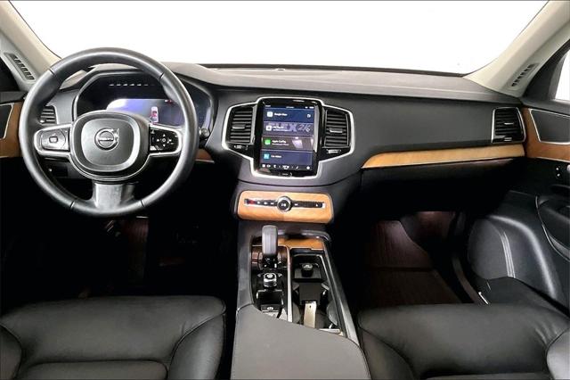 2024 Volvo XC90 B6 Plus Bright Theme 7-Seater