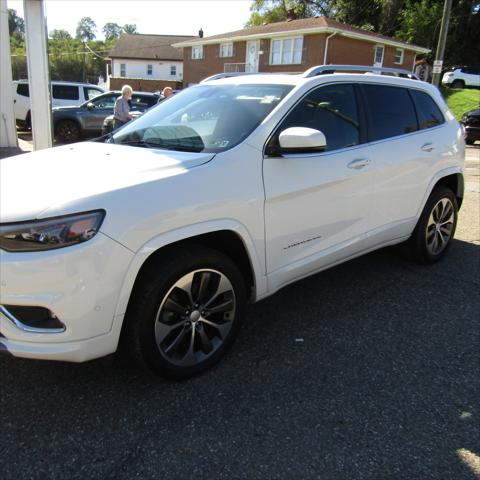 2019 Jeep Cherokee Overland 4x4 2019 Jeep Cherokee Overland 4x4