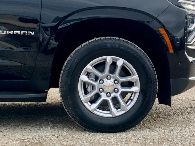 2026 Chevrolet Suburban LS, 4WD