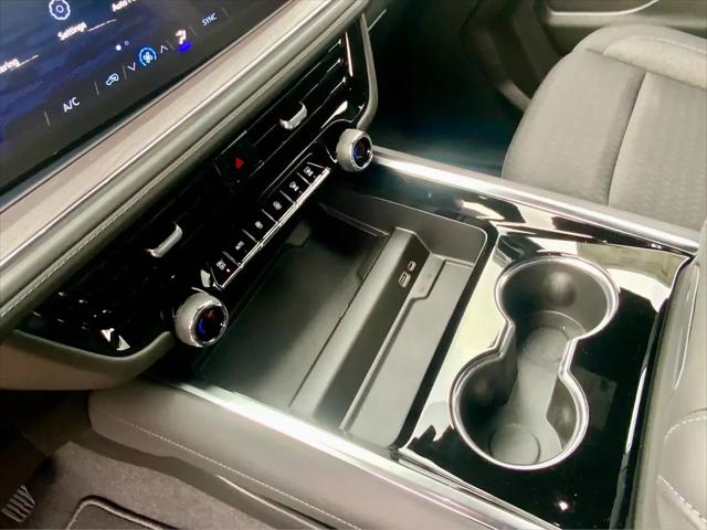 2026 Chevrolet Suburban LS, 4WD