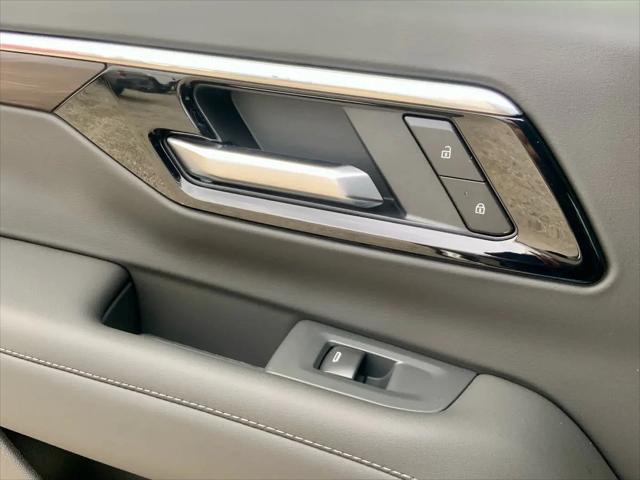 2026 Chevrolet Suburban LS, 4WD
