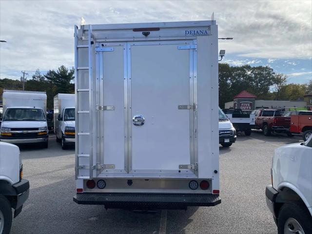 2025 Chevrolet Express Cutaway Work Van