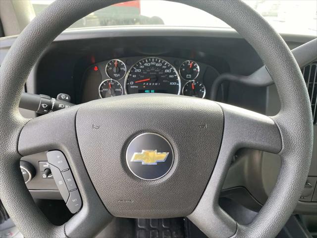 2025 Chevrolet Express Cutaway Work Van