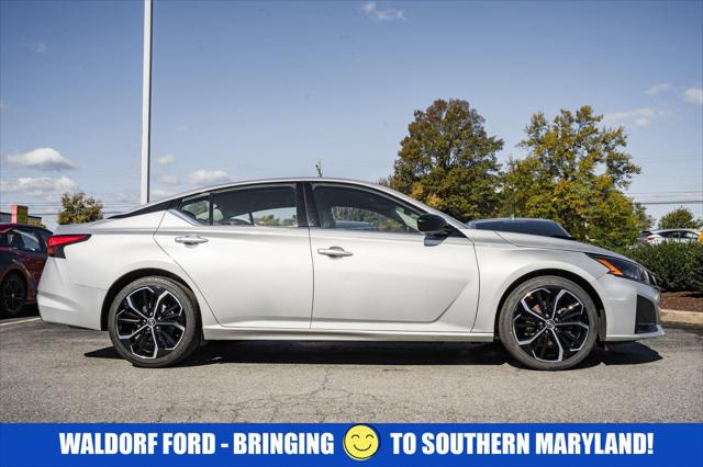 2023 Nissan Altima SR FWD 2023 Nissan Altima SR FWD