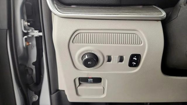 2022 Jeep Wagoneer Series II 4x2