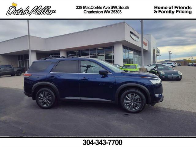 2022 Nissan Pathfinder SV 4WD 2022 Nissan Pathfinder SV 4WD
