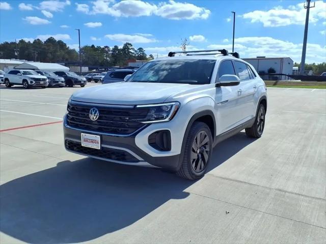 2026 Volkswagen Atlas Cross Sport SE with Technology