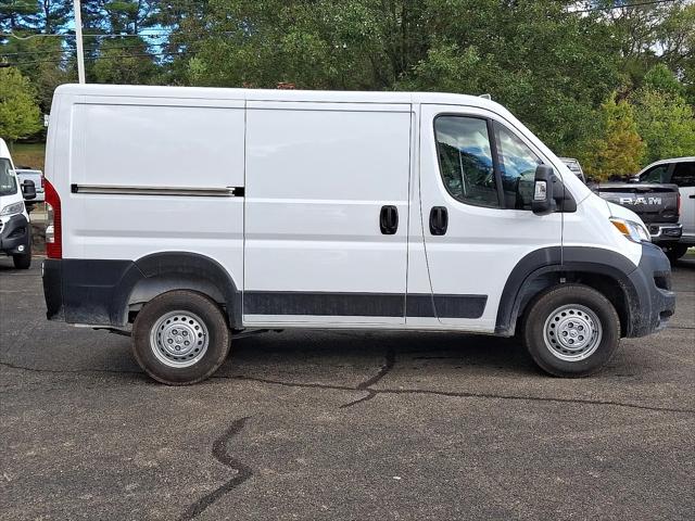 2026 Ram ProMaster Cargo Van Tradesman Low Roof 118" WB w/Pass Seat