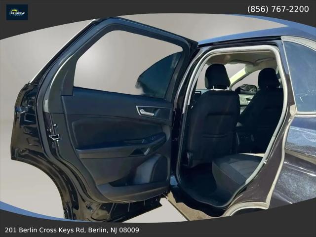 2021 Ford Edge SE
