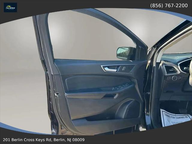 2021 Ford Edge SE