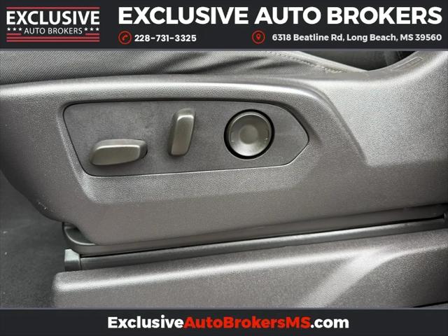 2024 Chevrolet Silverado 1500 4WD Crew Cab Short Bed Custom
