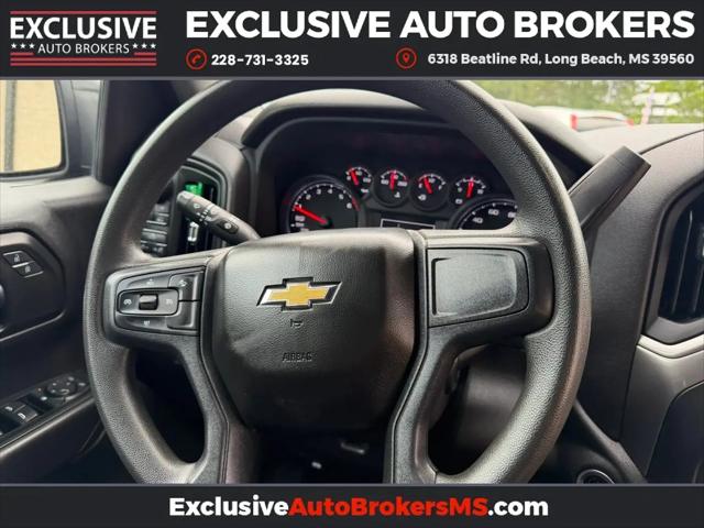 2024 Chevrolet Silverado 1500 4WD Crew Cab Short Bed Custom