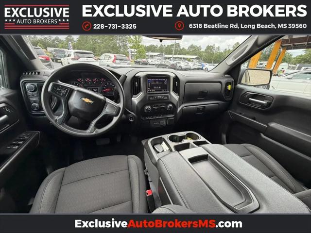 2024 Chevrolet Silverado 1500 4WD Crew Cab Short Bed Custom