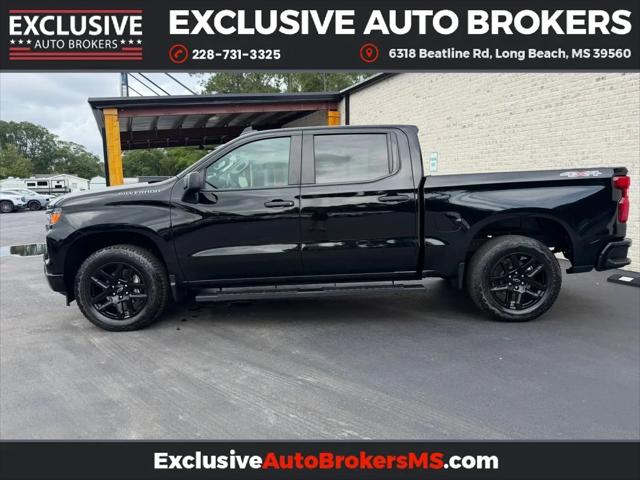2024 Chevrolet Silverado 1500 4WD Crew Cab Short Bed Custom