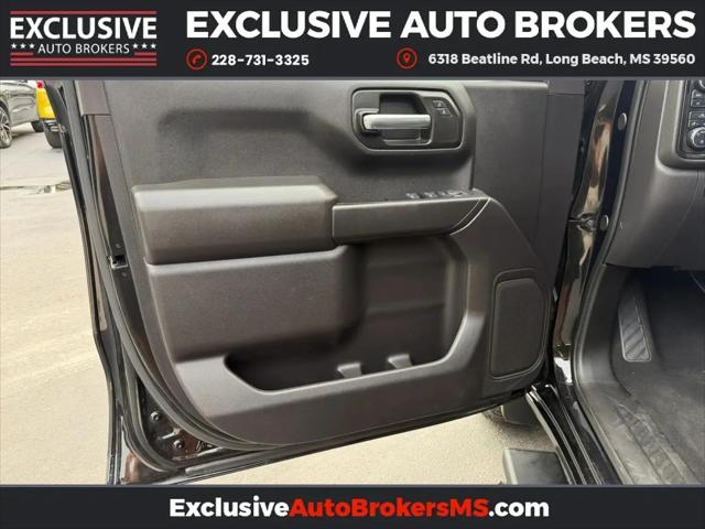 2024 Chevrolet Silverado 1500 4WD Crew Cab Short Bed Custom
