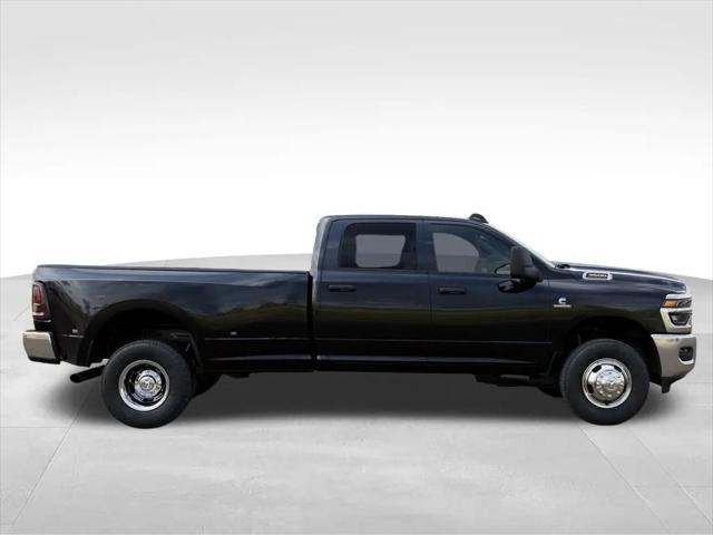 2026 Ram 3500 Tradesman Crew Cab 4x4 8' Box