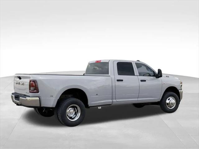 2026 Ram 3500 Tradesman Crew Cab 4x4 8' Box
