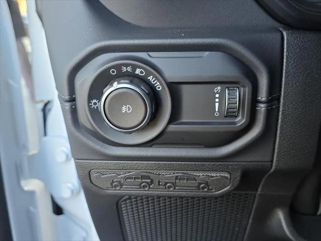 2026 Jeep Wrangler 4-Door Sahara 4x4